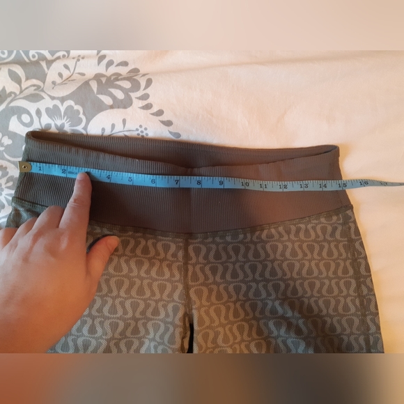 Lulu🍋 size6Bermuda shorts, excellent condition - Picture 8 of 9